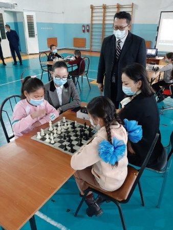 Воспитанники школьной шахматной секции приняли участие в Городских соревнованиях школьников.Руководители:Мамбетов Б.Д.,Байсеитов Т.С.