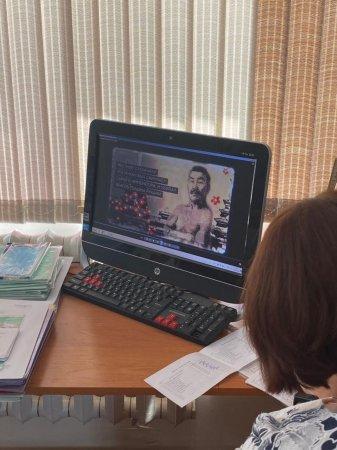 14.05.2021 г. Для первоклассников ОСШ №30 прошел воспитательный час, посвящённый личности великого сына казахской степи- Кажимукану. От учителей физкультуры ребята узнали о жизни и биографии известного спортсмена