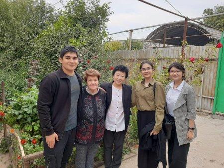 По школьной традиции октябрь-месяц добрых дел.