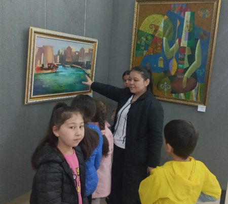 "БІЛГЕНГЕ МАРЖАН!" СЫНЫПТАН ТЫС САБАҚ